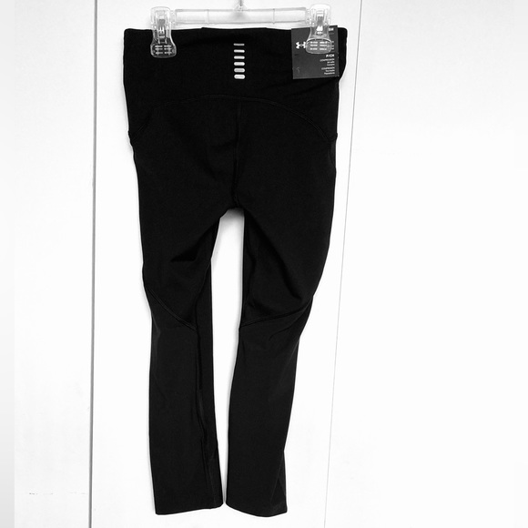 🔥🔥NWT Under Armour Fly Fast compression HEATGEAR mid rise crop Black - Picture 3 of 5